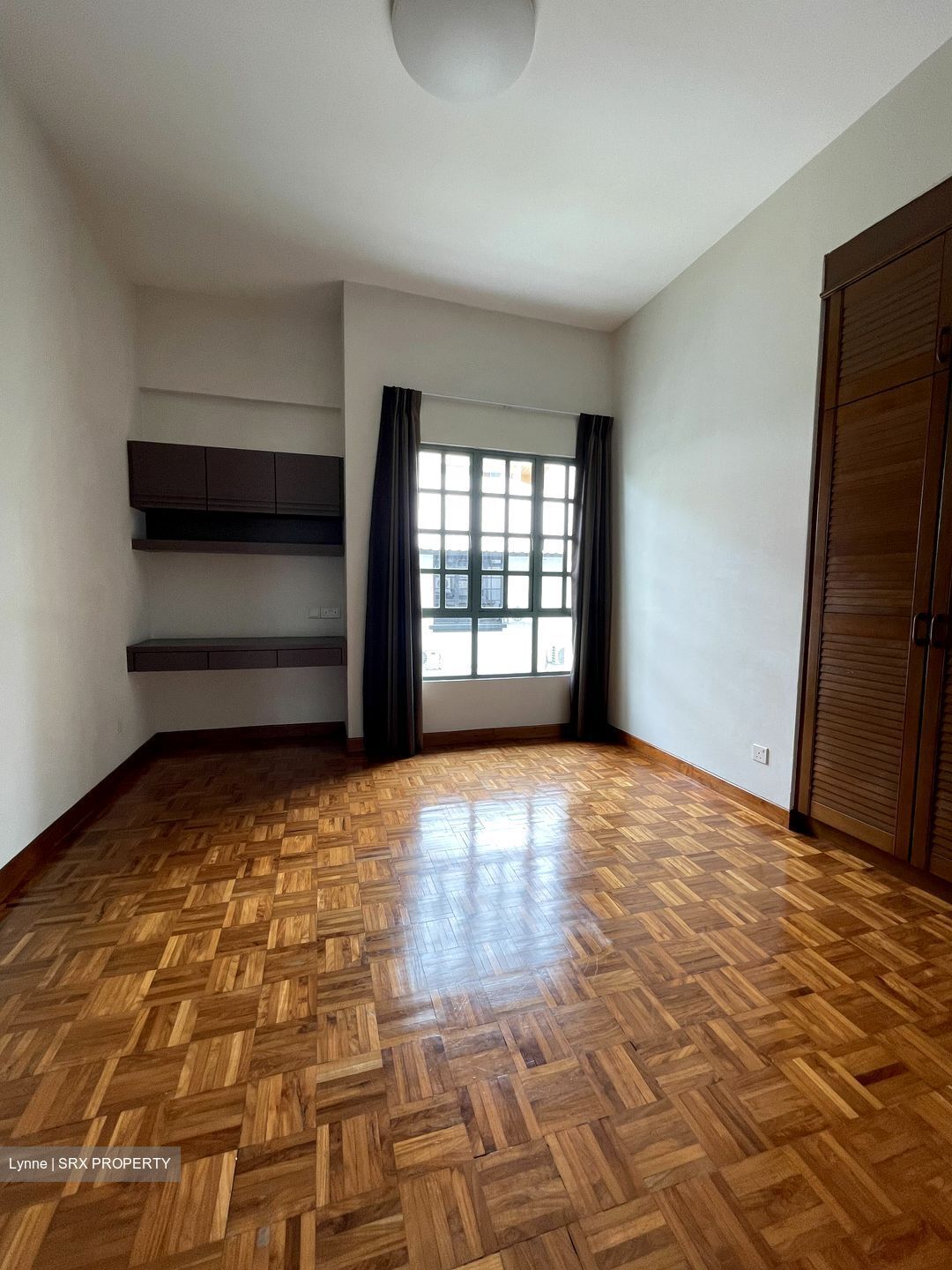 Gold Coast Condo (D5), Condominium #360357001
